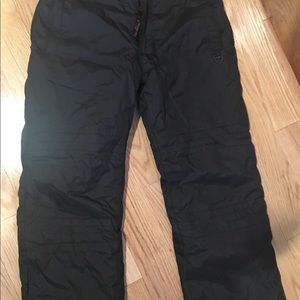 Boys snow pants Hawke size 10/12 black